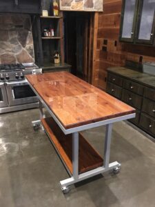Longitudinal view of solid Hardwood Table with shelf